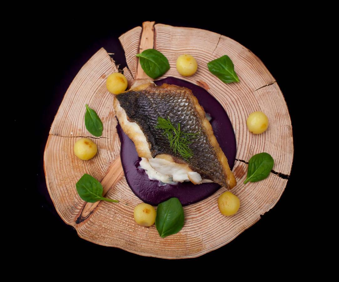 Albergo Ristorante Madonnina 칸텔로 외부 사진