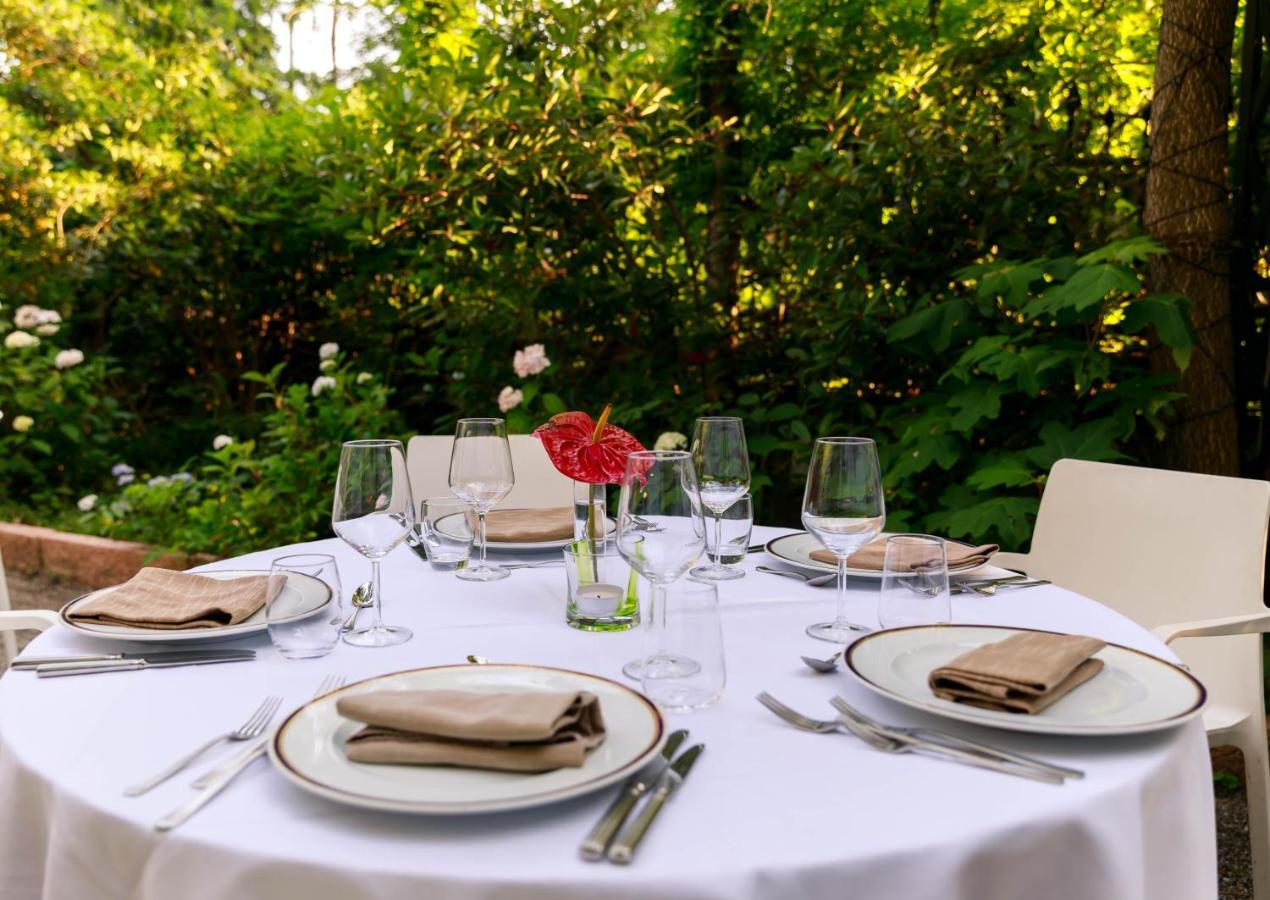 Albergo Ristorante Madonnina 칸텔로 외부 사진