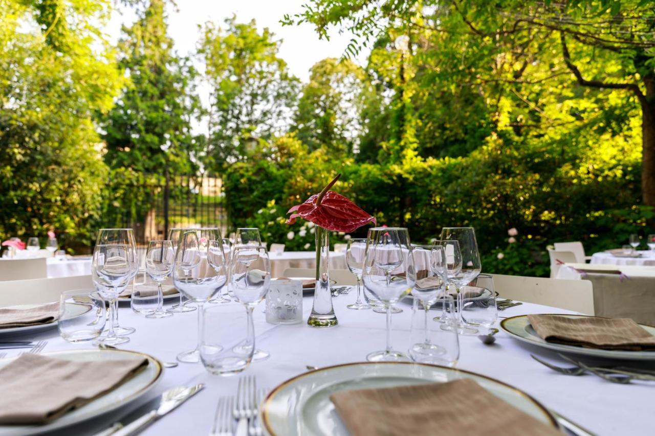 Albergo Ristorante Madonnina 칸텔로 외부 사진